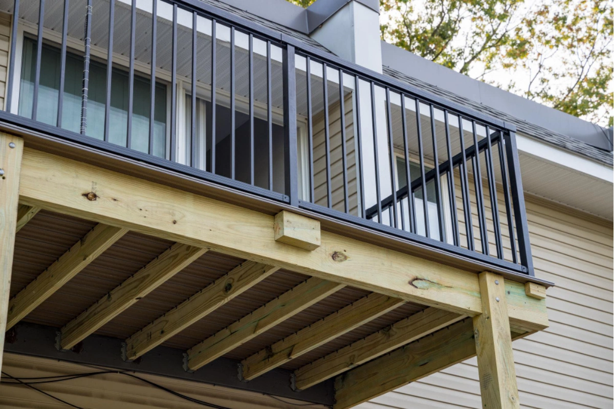 LA Pro Framing balcony framing and exterior wood support beams installation